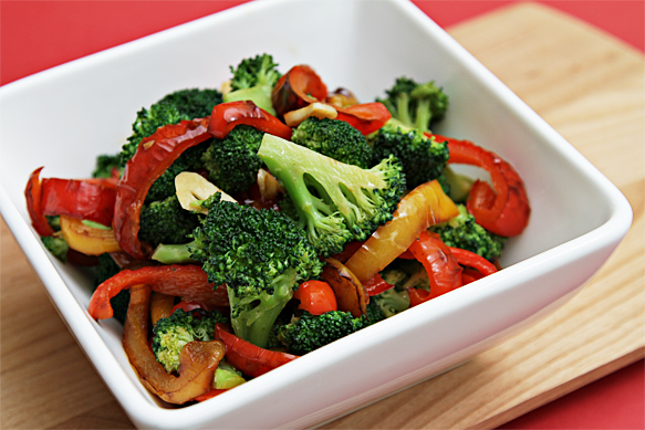 IMG_0159 Sautéed broccoli with yellow and red bell peppers Sautéed broccoli with yellow and red bell peppers